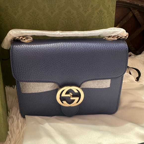 Authentic GUCCI Dollar Calfskin Small Interlocking G Shoulder Bag Caspian NEW - Picture 2 of 11